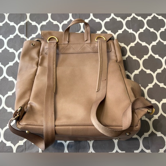 FRESHLY PICKED Classic Diaper Backpack Bag II in Aspen - Picture 4 of 16